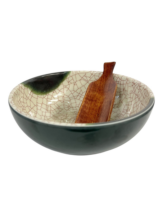 Salad Dish - Black & White